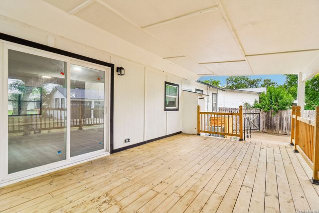 1410 Greer, San Antonio, TX 78210