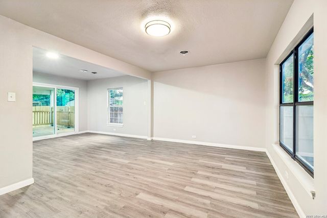 1410 Greer, San Antonio, TX 78210