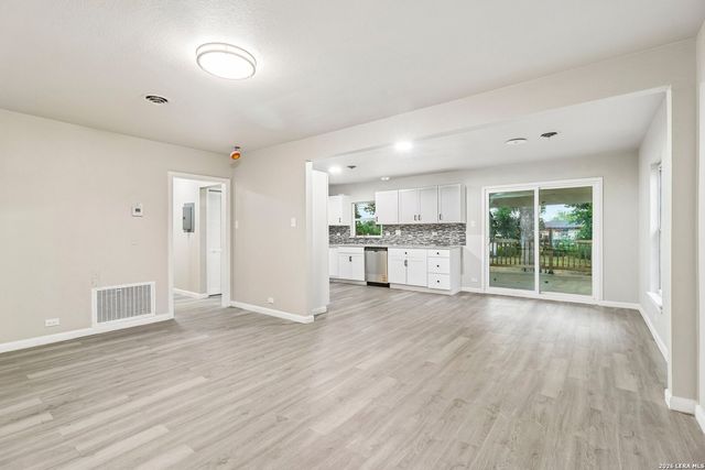 1410 Greer, San Antonio, TX 78210