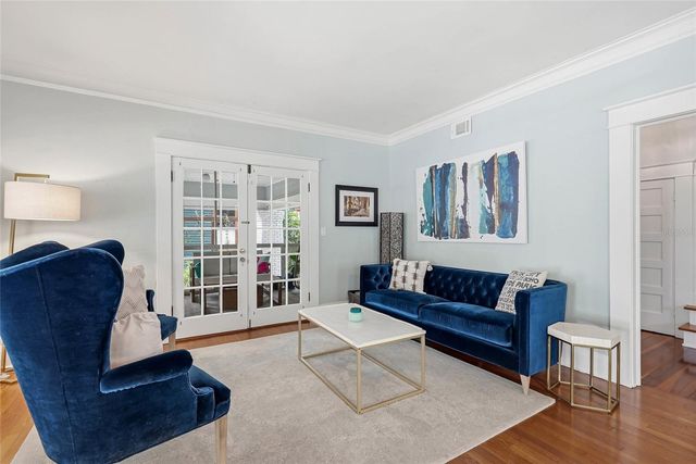 1706 W JETTON AVENUE, Tampa, FL 33606