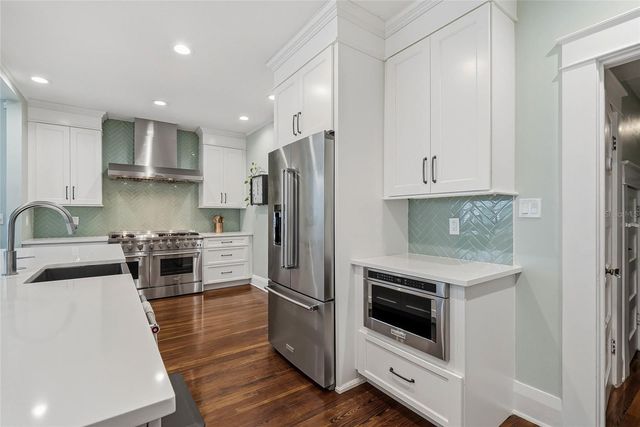 1706 W JETTON AVENUE, Tampa, FL 33606