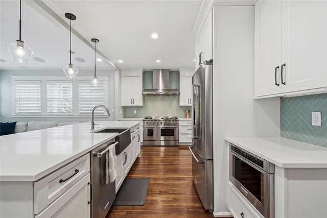 1706 W JETTON AVENUE, Tampa, FL 33606