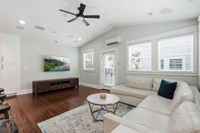 1706 W JETTON AVENUE, Tampa, FL 33606