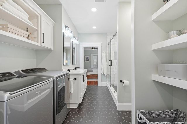 1706 W JETTON AVENUE, Tampa, FL 33606