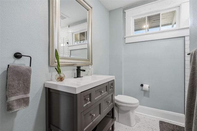 1706 W JETTON AVENUE, Tampa, FL 33606