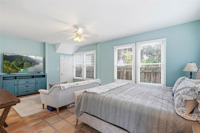 1706 W JETTON AVENUE, Tampa, FL 33606