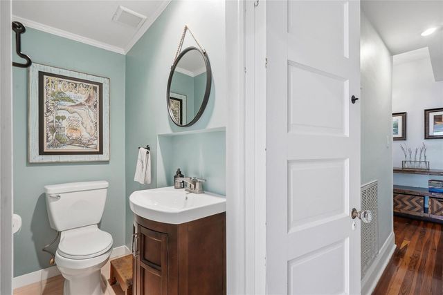 1706 W JETTON AVENUE, Tampa, FL 33606