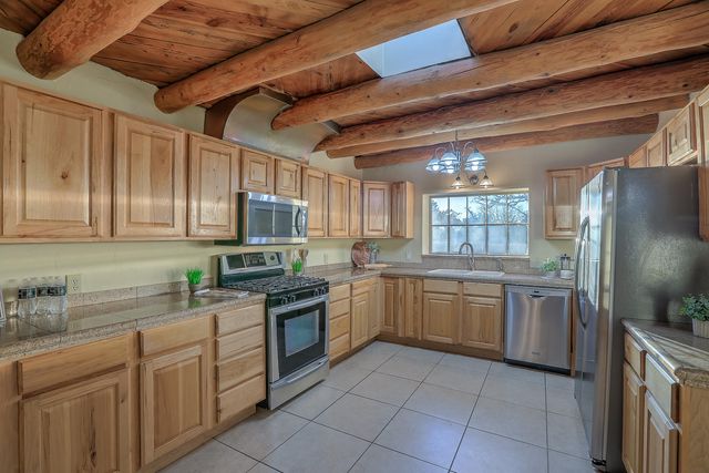 616 17th Street NW, Albuquerque, NM 87104