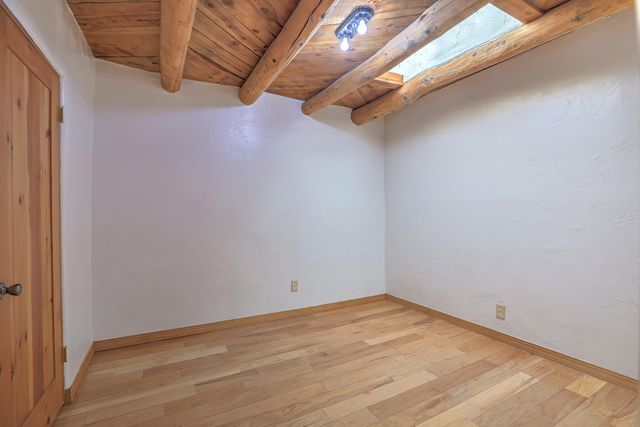 616 17th Street NW, Albuquerque, NM 87104