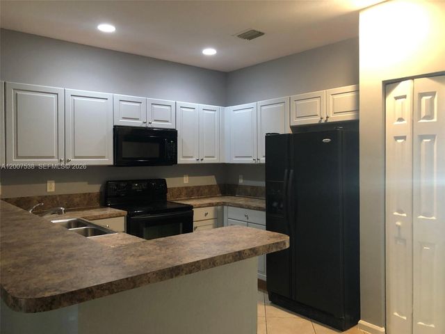 8209 SW 25th Ct 103, Miramar, FL 33025