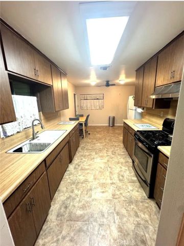 399 Amalia, East Los Angeles, CA 90022