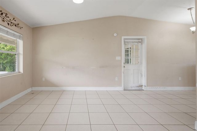 452 OAKHURST STREET, Altamonte Springs, FL 32701