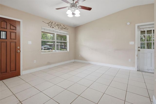 452 OAKHURST STREET, Altamonte Springs, FL 32701