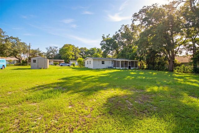 452 OAKHURST STREET, Altamonte Springs, FL 32701