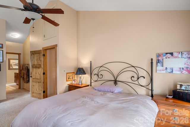 306 S Sequoyah Lane, Brevard, NC 28712