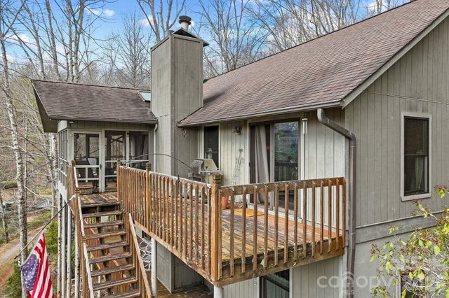 306 S Sequoyah Lane, Brevard, NC 28712