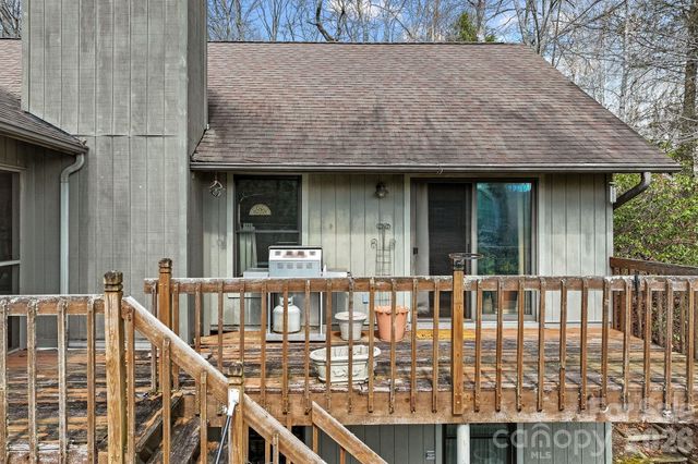 306 S Sequoyah Lane, Brevard, NC 28712