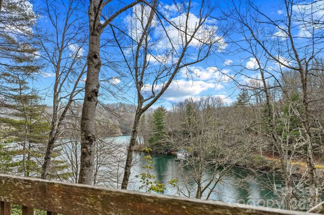 306 S Sequoyah Lane, Brevard, NC 28712