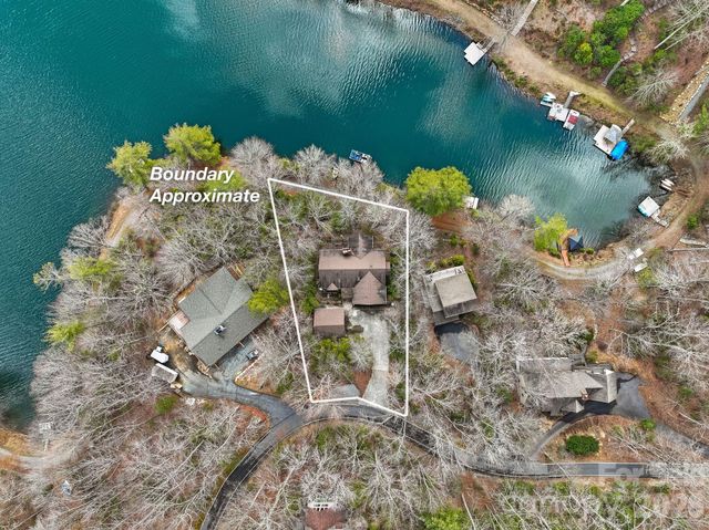 306 S Sequoyah Lane, Brevard, NC 28712