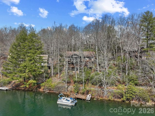 306 S Sequoyah Lane, Brevard, NC 28712