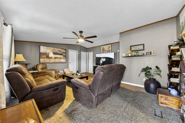 634 Pointe Ln, Lafayette, TN 37083