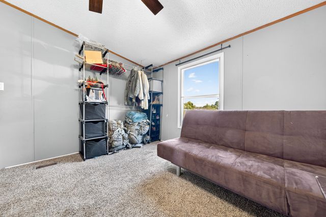 634 Pointe Ln, Lafayette, TN 37083