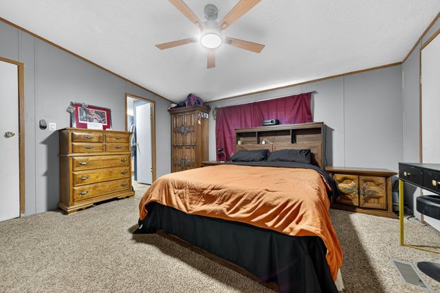 634 Pointe Ln, Lafayette, TN 37083