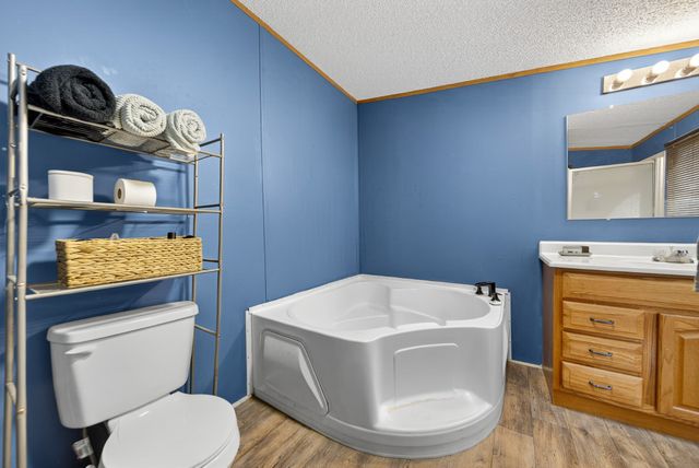 634 Pointe Ln, Lafayette, TN 37083