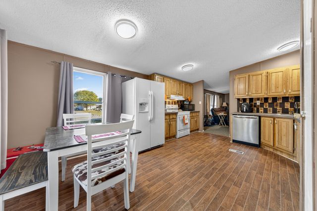 634 Pointe Ln, Lafayette, TN 37083