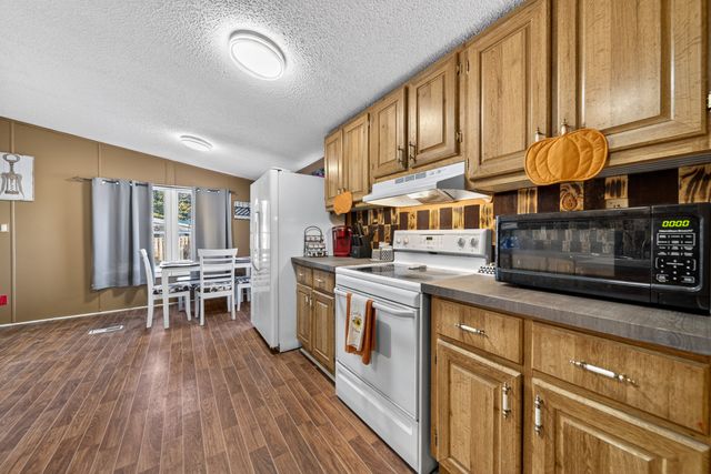 634 Pointe Ln, Lafayette, TN 37083