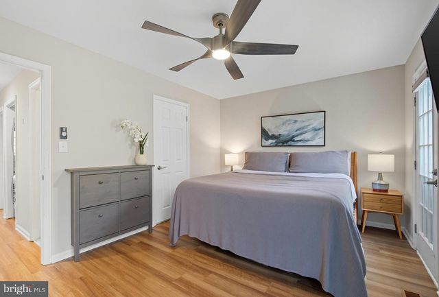 2923 S WOODSTOCK ST #B, Arlington, VA 22206