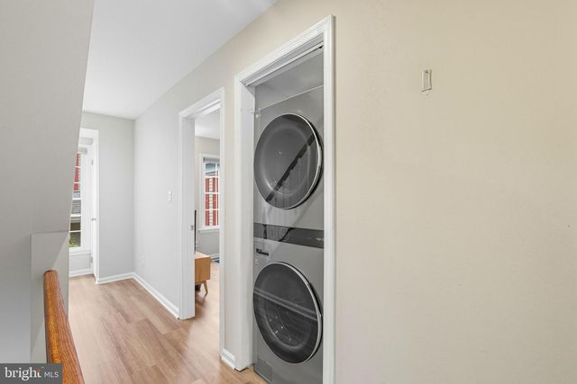 2923 S WOODSTOCK ST #B, Arlington, VA 22206