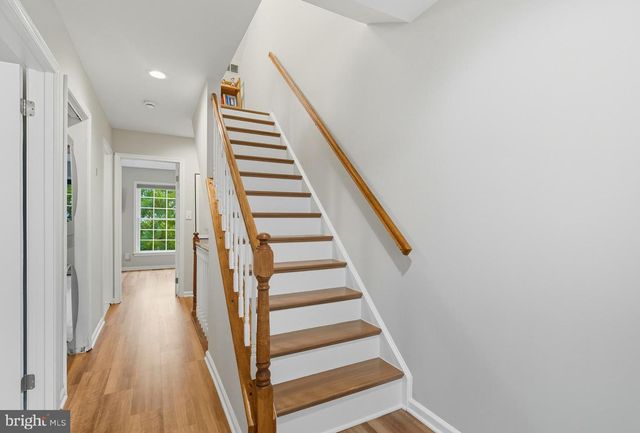 2923 S WOODSTOCK ST #B, Arlington, VA 22206