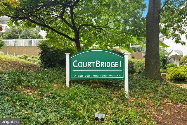 2923 S WOODSTOCK ST #B, Arlington, VA 22206