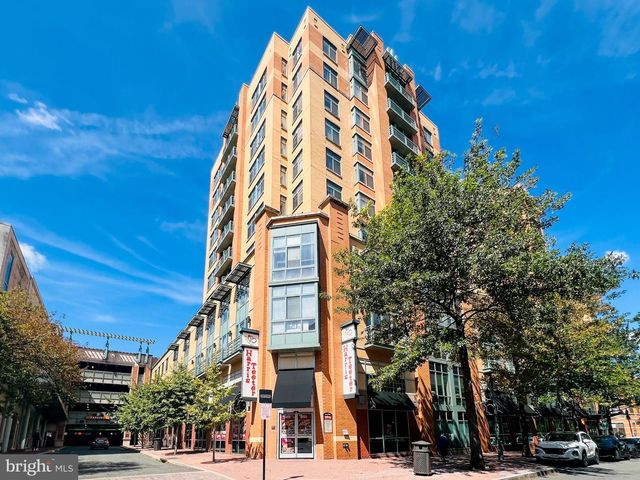 2923 S WOODSTOCK ST #B, Arlington, VA 22206