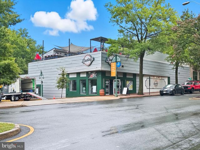2923 S WOODSTOCK ST #B, Arlington, VA 22206