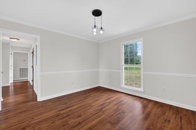 31 Eastridge Rd, Fayetteville, TN 37334