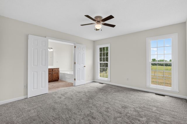 31 Eastridge Rd, Fayetteville, TN 37334