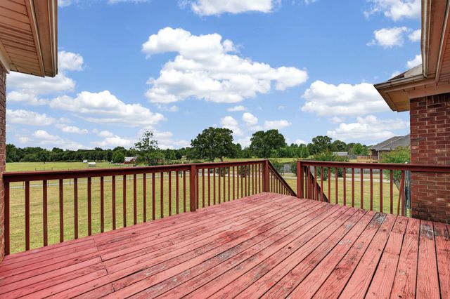31 Eastridge Rd, Fayetteville, TN 37334