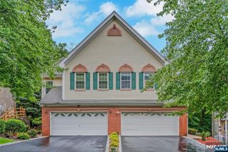 34 Eider Court, Wayne, NJ 07470