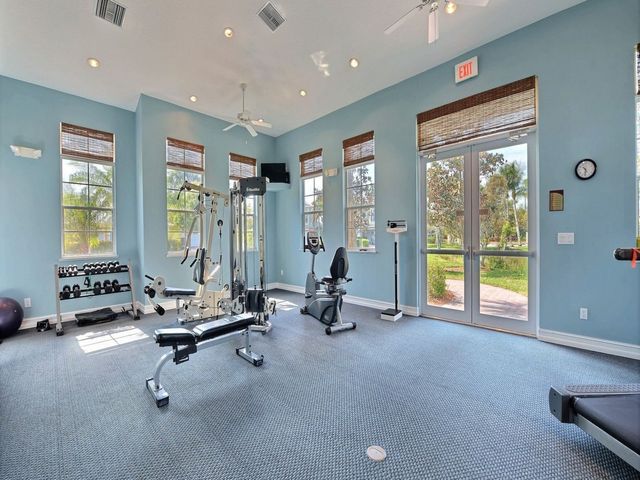 2030 Bridgepointe Circle 112, Vero Beach, FL 32967