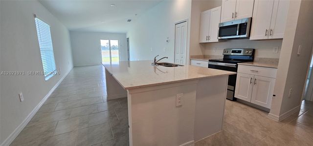 20190 Caroline Creek 250, Lehigh Acres, FL 33974