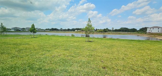 20190 Caroline Creek 250, Lehigh Acres, FL 33974