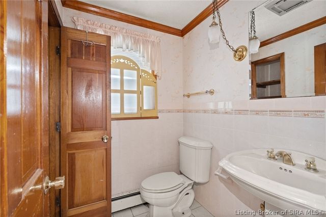 6810 Appleleaf Lane, Sellersburg, IN 47172