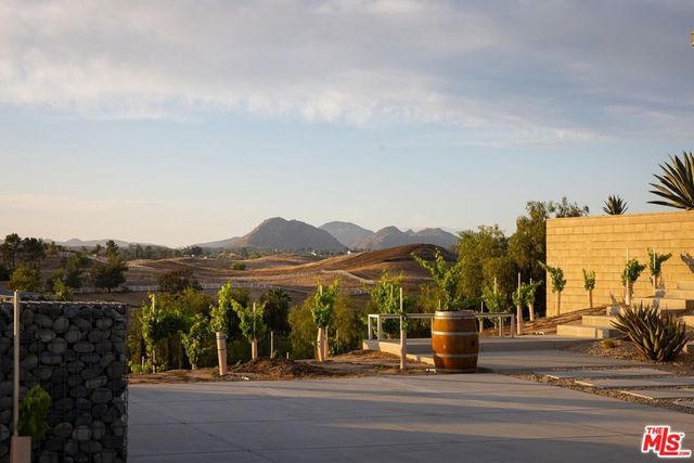 36453 Via El Pais Bonita, Temecula, CA 92592