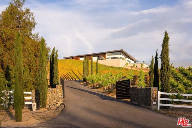 36453 Via El Pais Bonita, Temecula, CA 92592