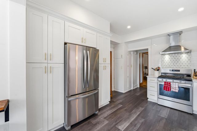 71 W Central Avenue, Delaware, OH 43015