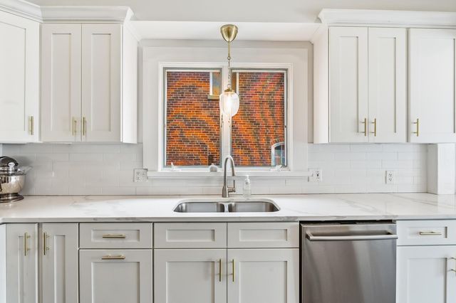 71 W Central Avenue, Delaware, OH 43015