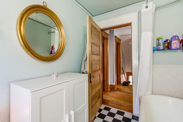 71 W Central Avenue, Delaware, OH 43015