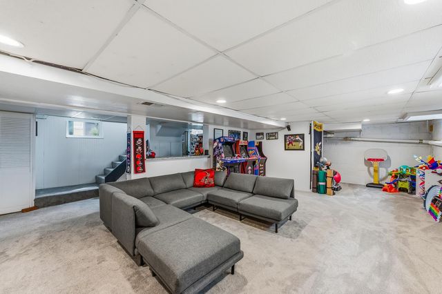 71 W Central Avenue, Delaware, OH 43015